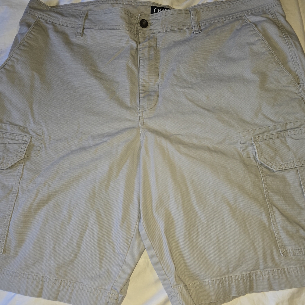 Chaps Men's Cargo Shorts in Beige